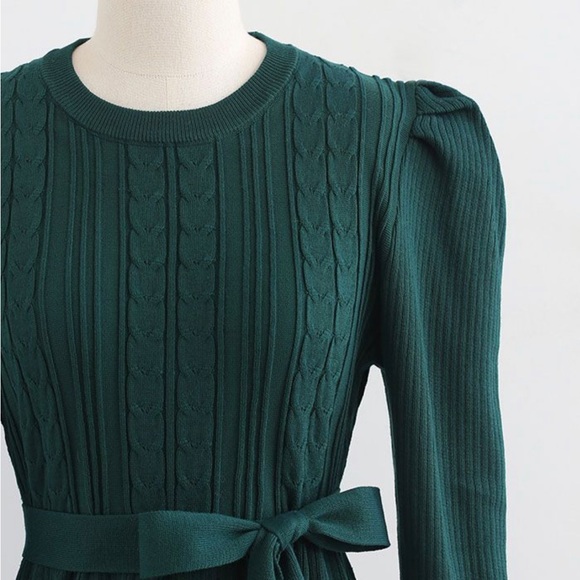 HOST PICK⭐️BRAID KNIT GIGOT SLEEVE MIDI DRESS IN DARK GREEN - Picture 6 of 11